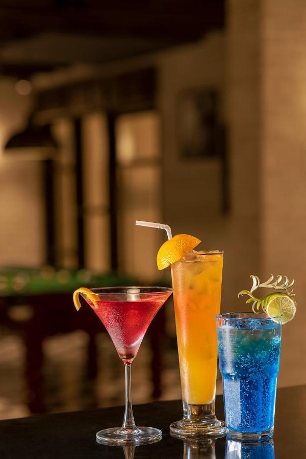 Hotel Lemon Tree Premier, New Town,